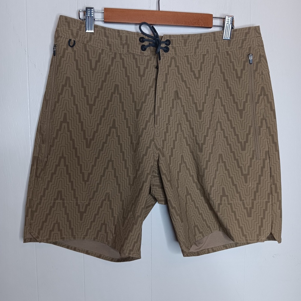 Roark Layover Trail Shorts 3.0 33 Brown Chevron Earthy Utility Gorpcore Outdoor